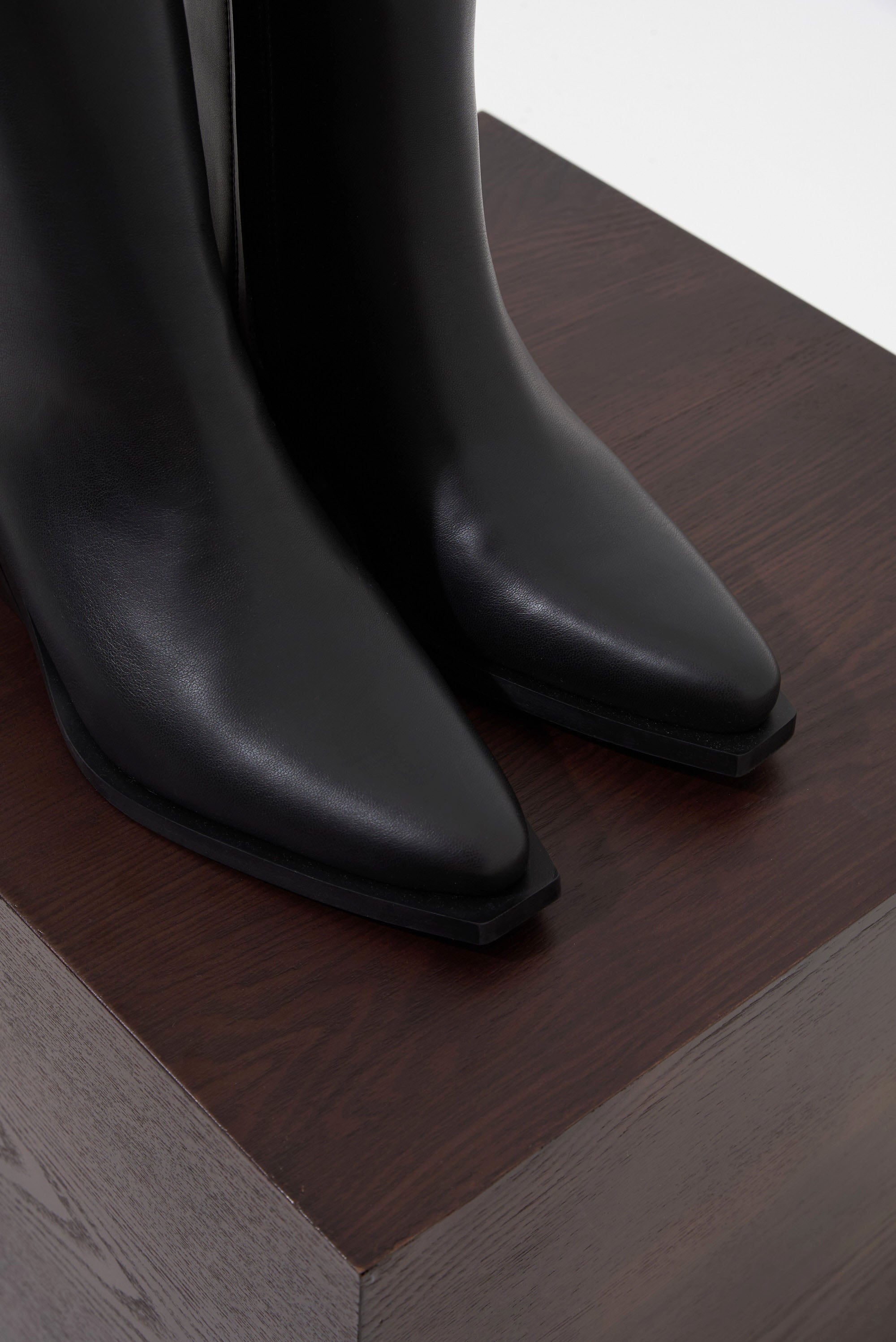 NO COW BOOT - black
