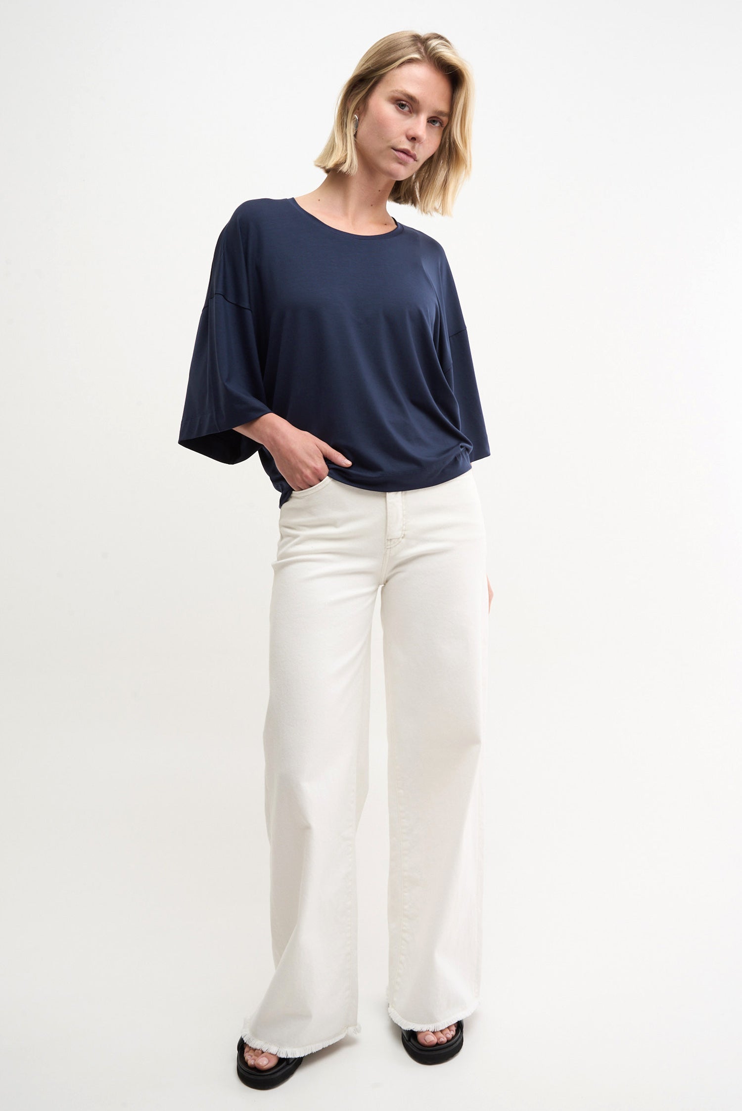BREATHE - navy