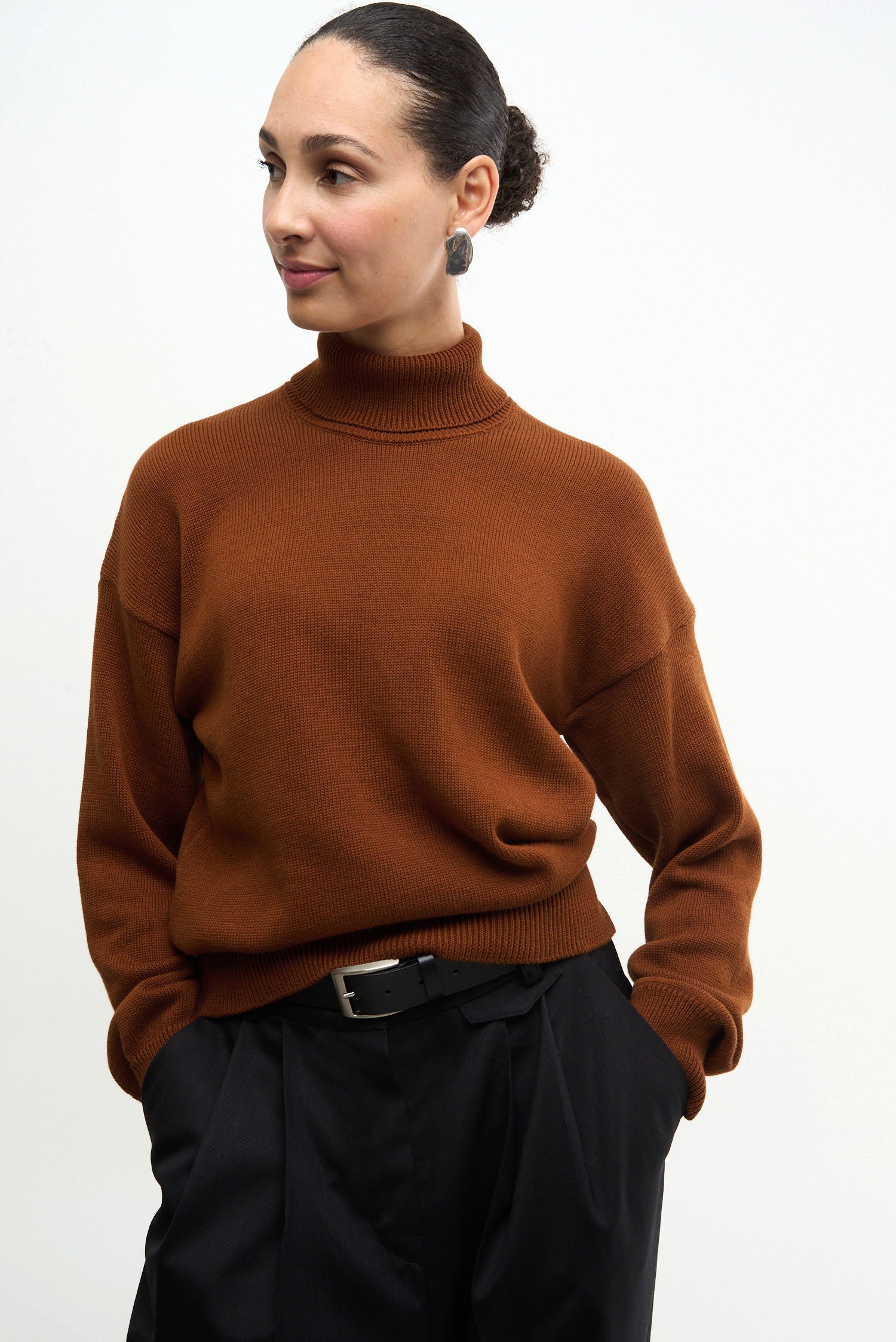 COOL - cognac
