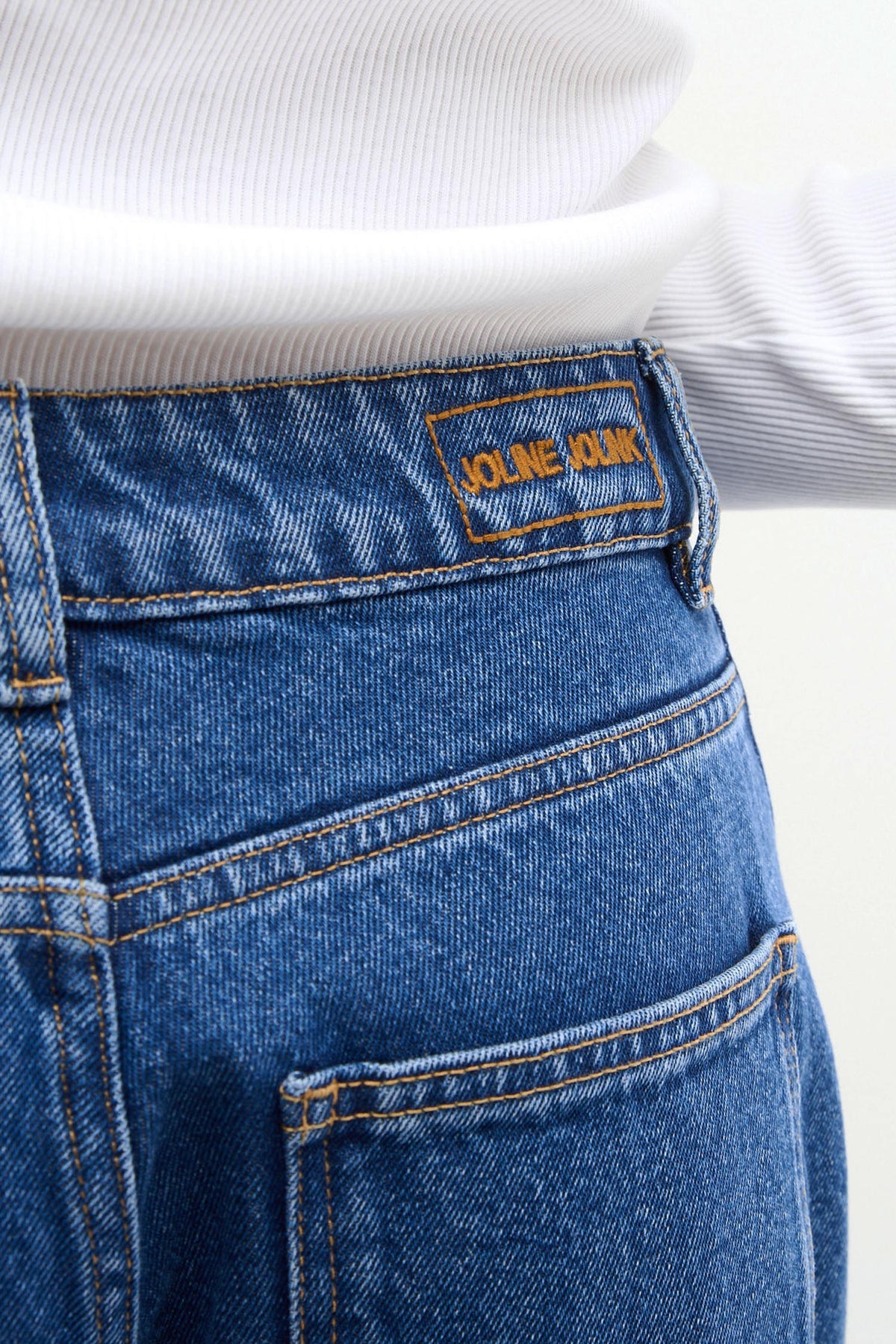 LEAN - medium blue