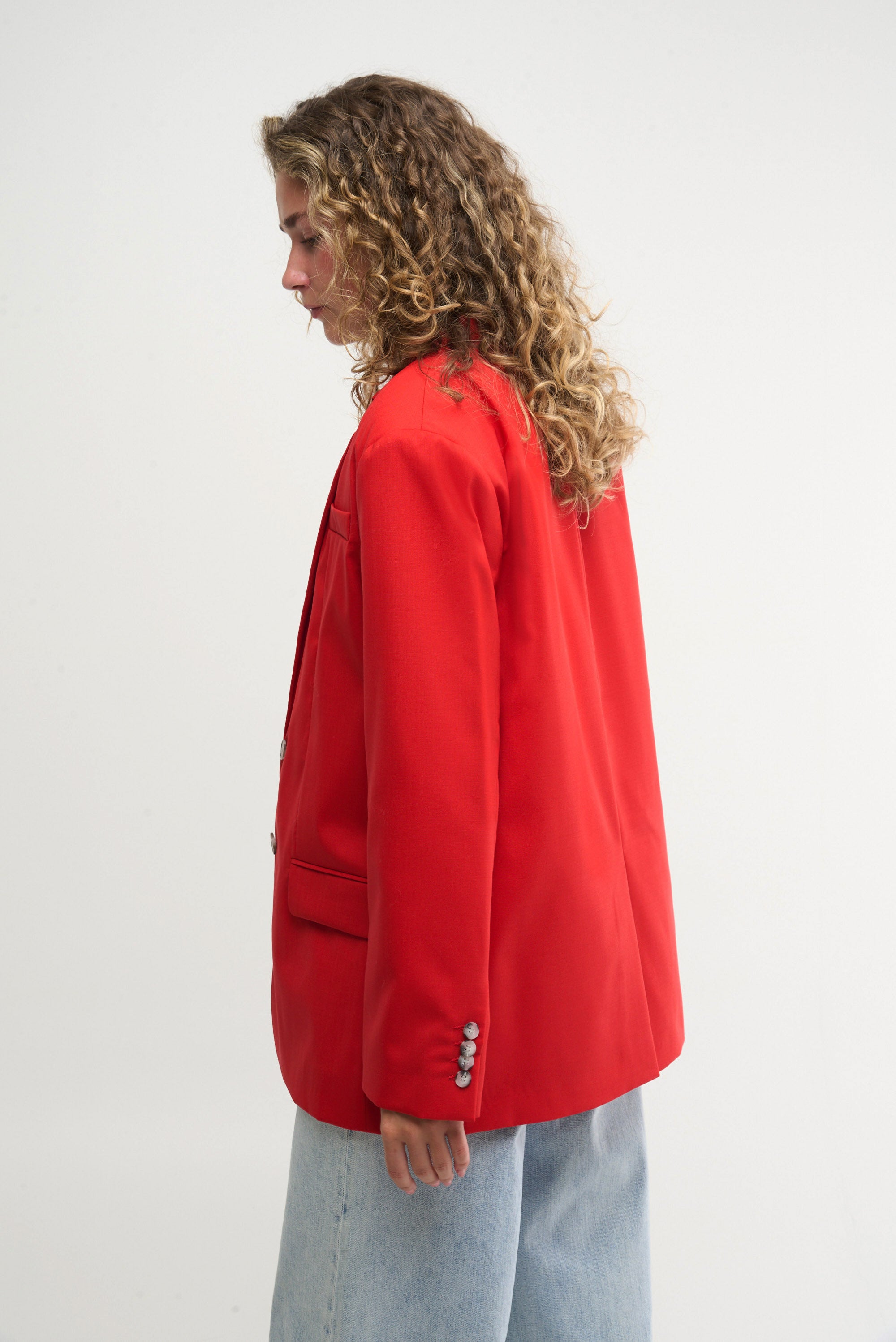 ZOOM - bright red