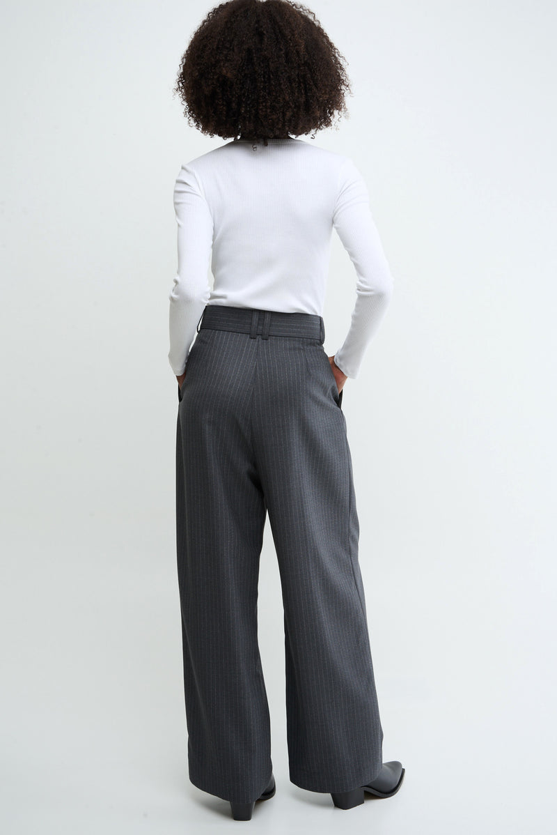 MEET - dark grey pinstripe