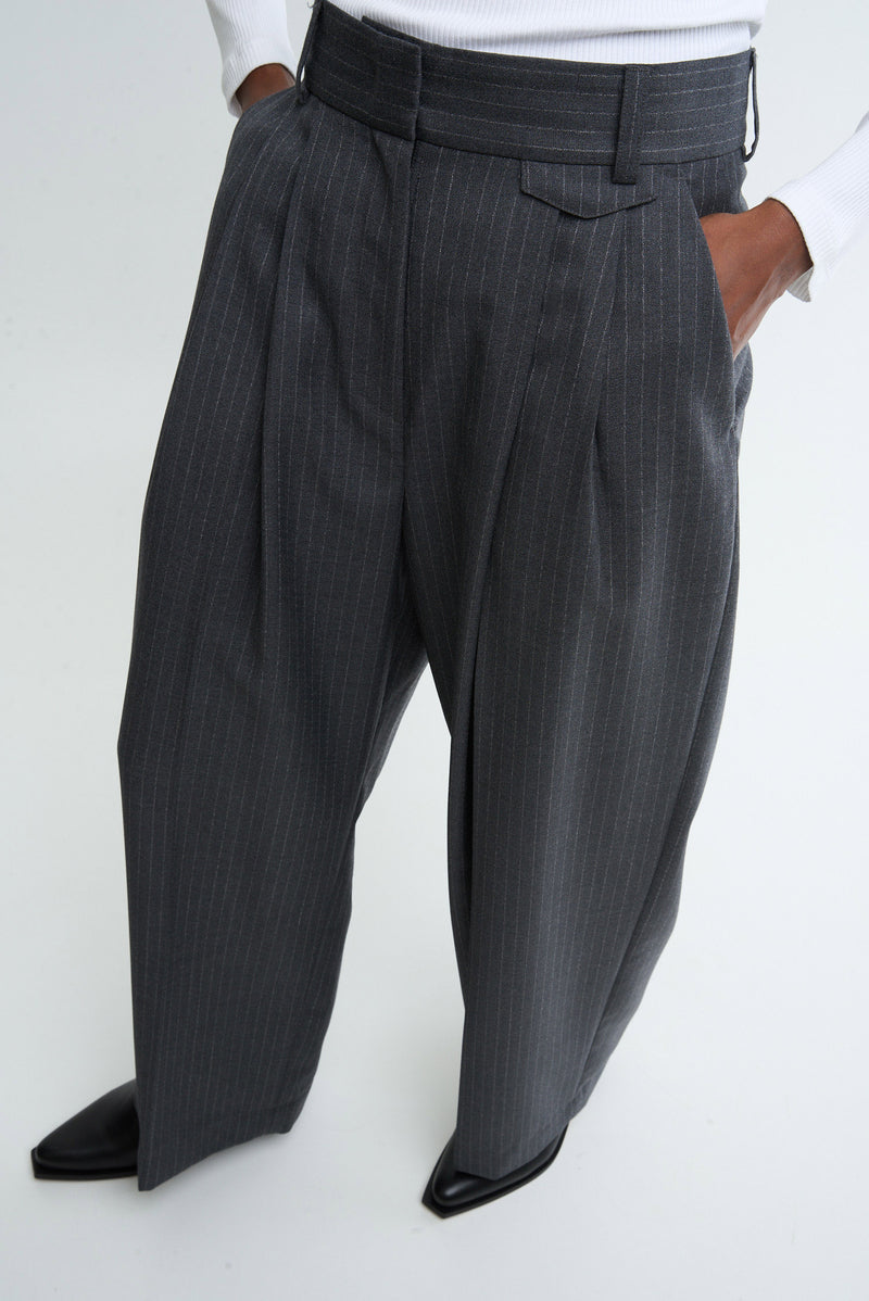 MEET - dark grey pinstripe