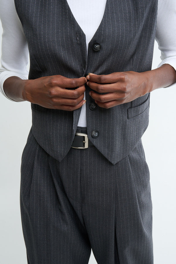 GILET - dark grey pinstripe