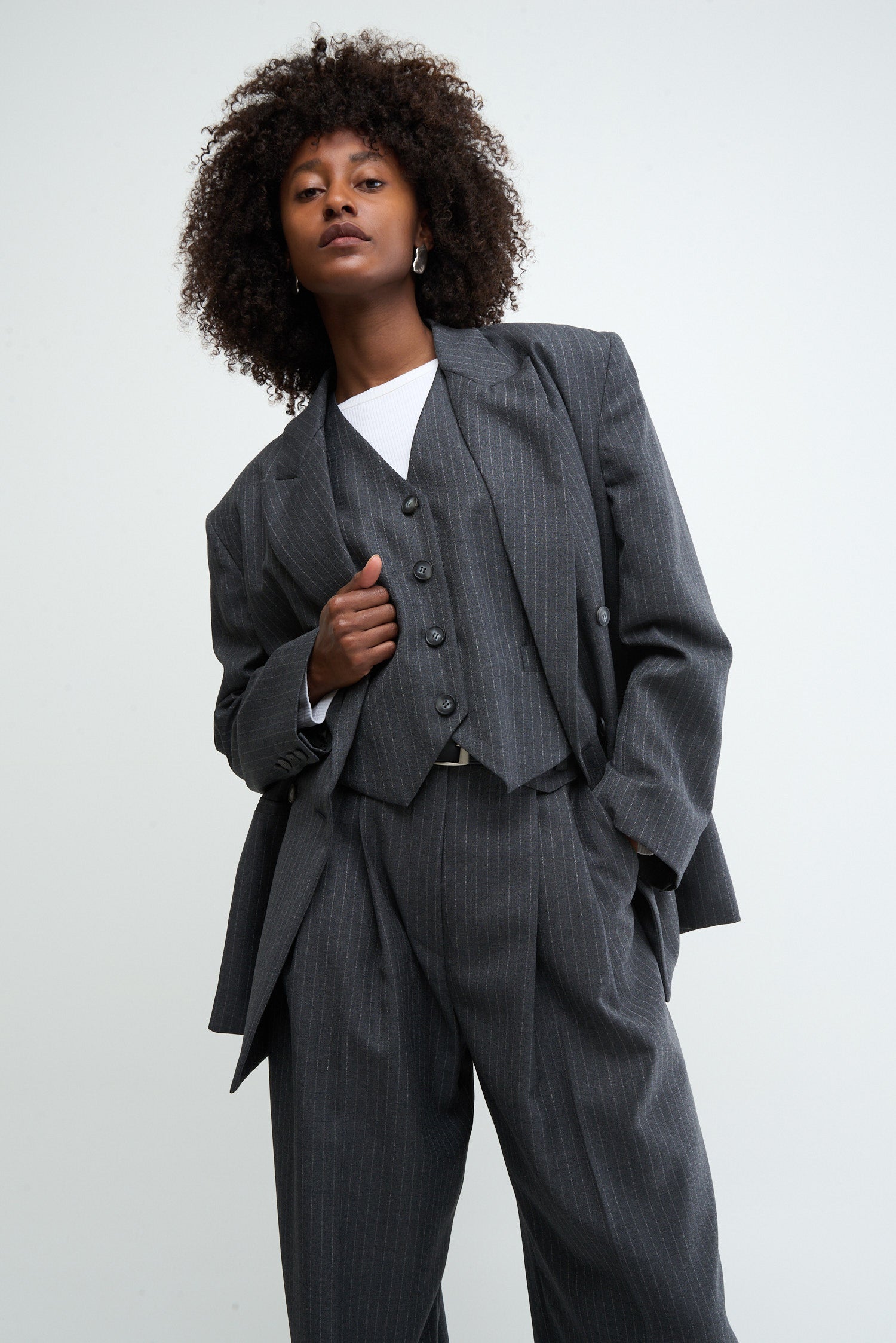 MEET - dark grey pinstripe