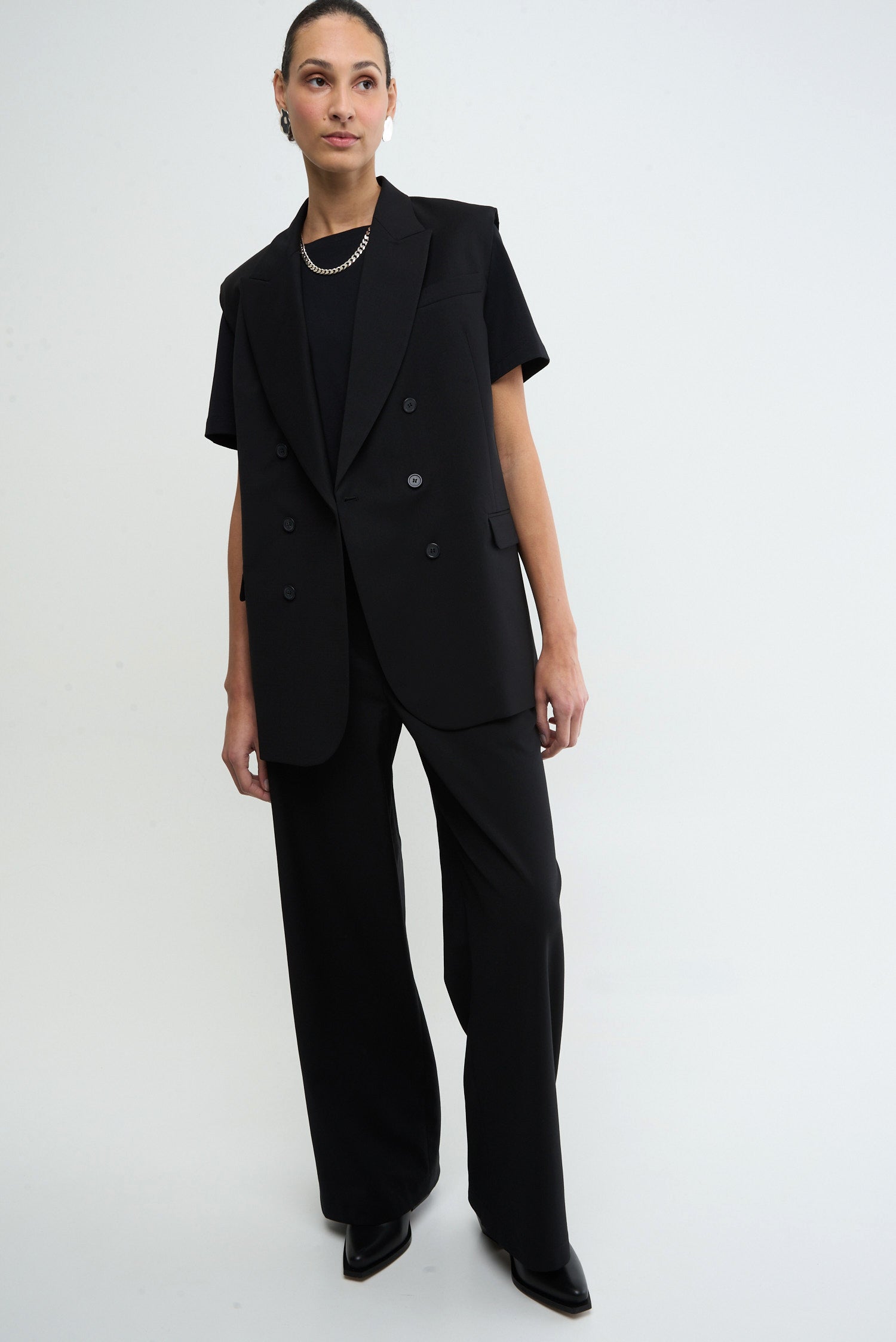 STATE - black