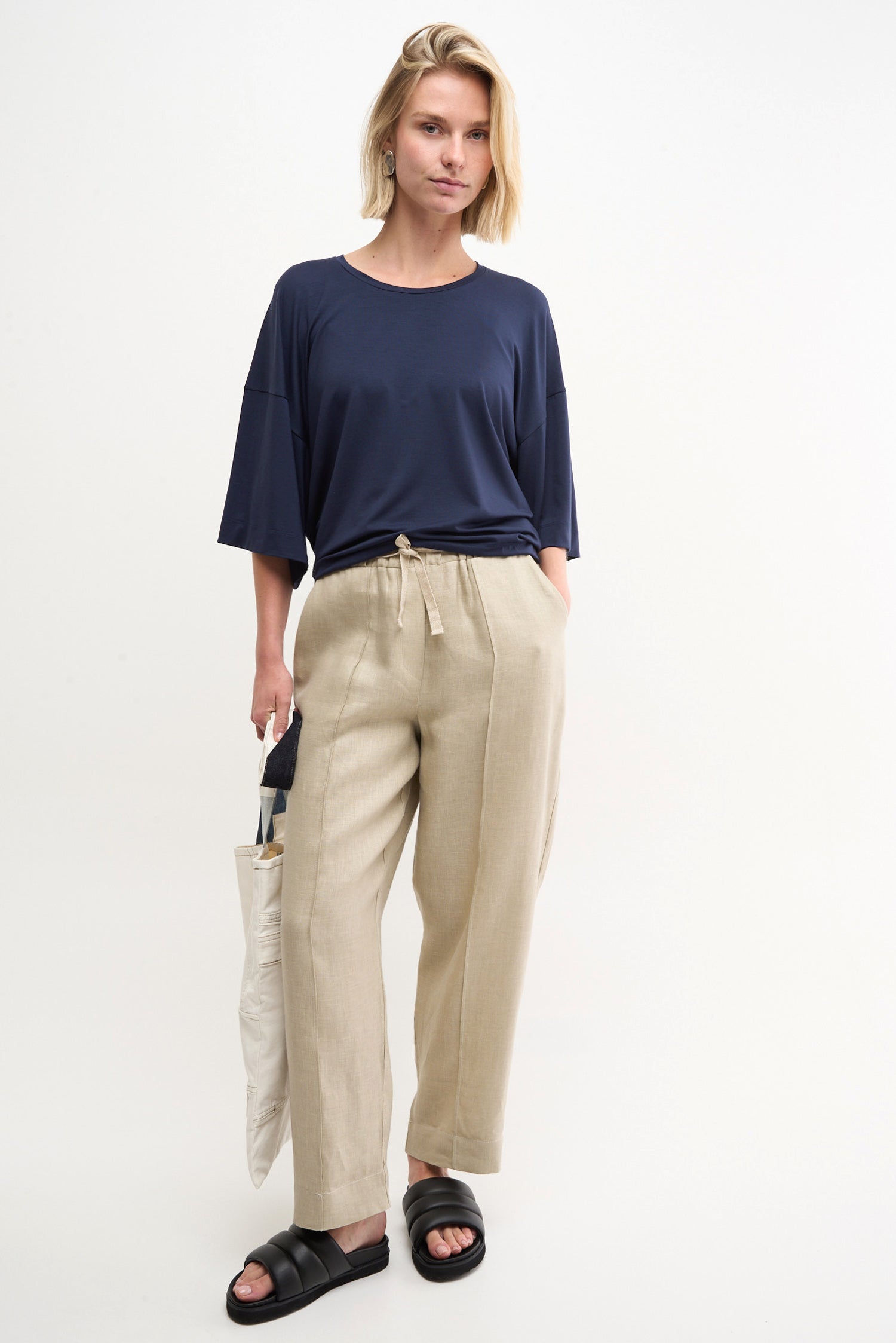 BREATHE - navy