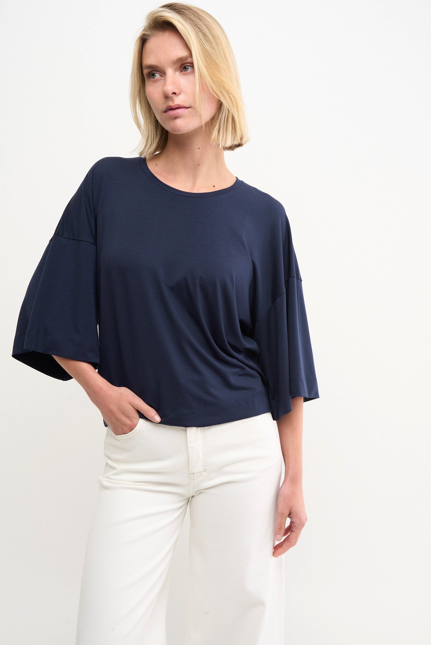 BREATHE - navy