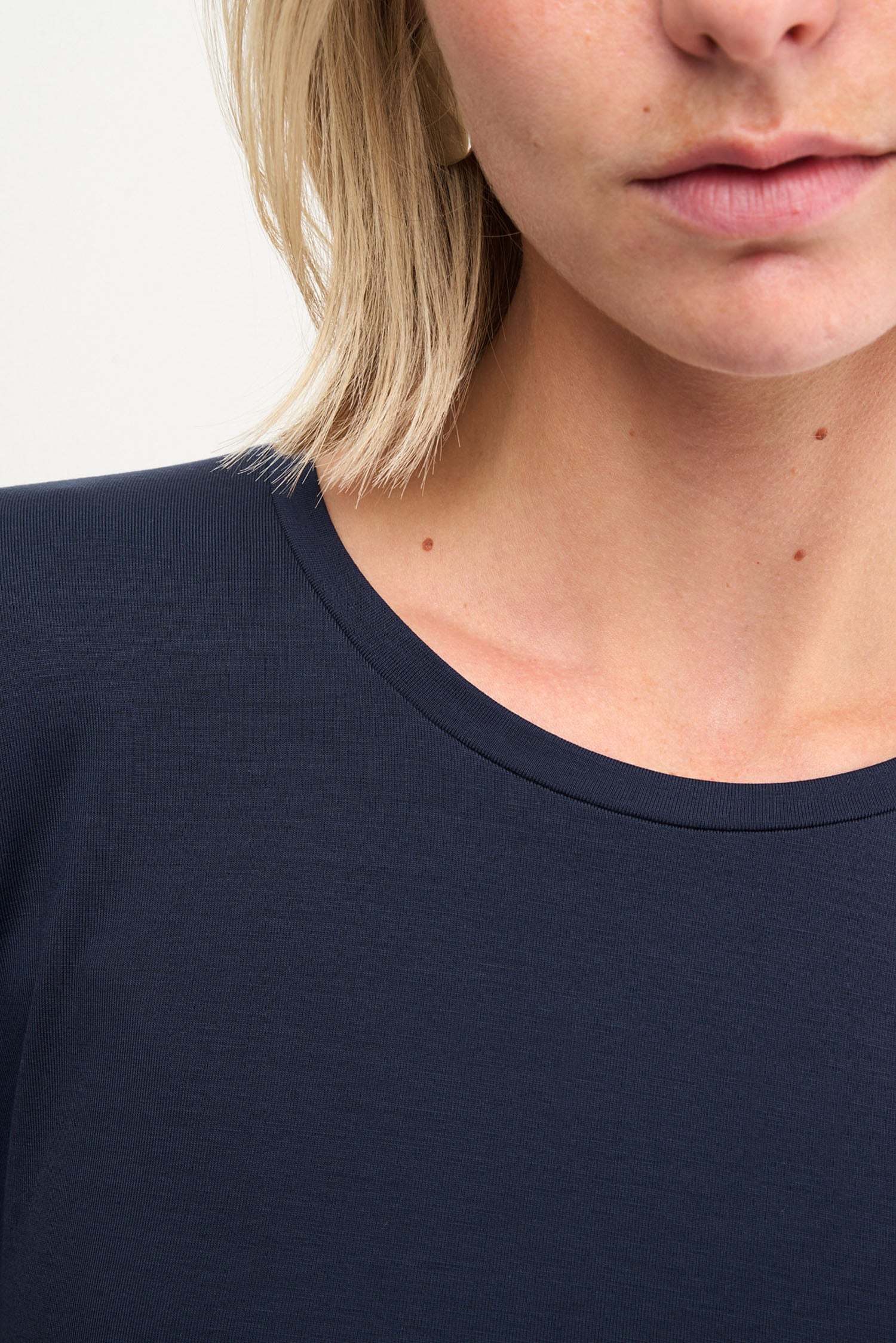BREATHE - navy